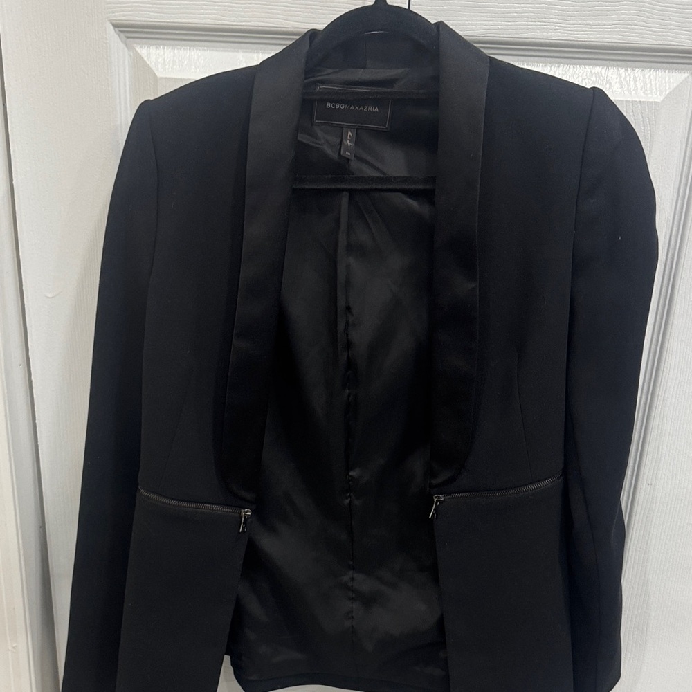 BCBGMaxAzria Elegant Black Blazer